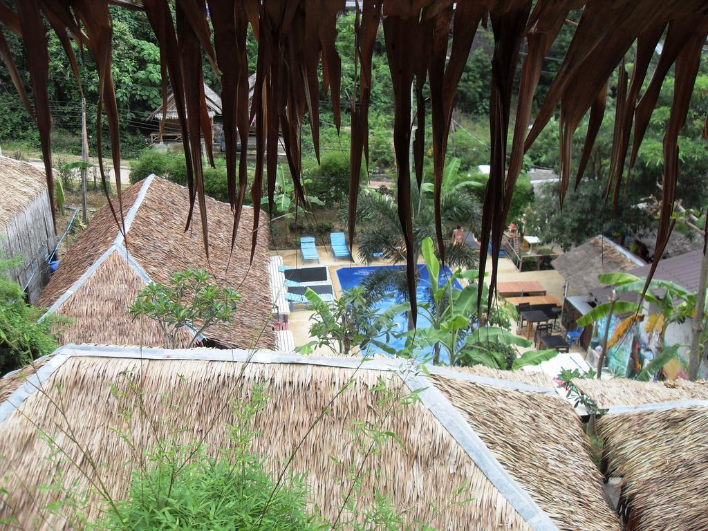 Bamboo Mountain View Phi Phi Resort Exterior foto